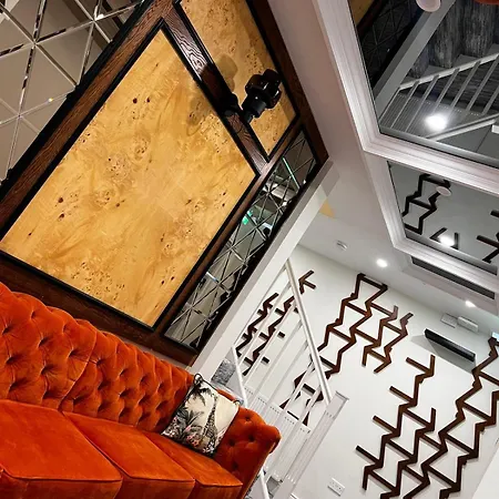 53 Luxury Hotel