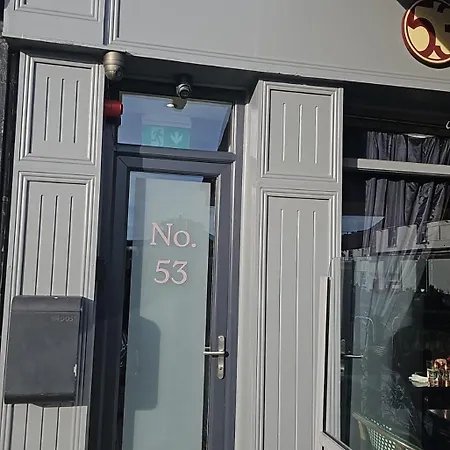 53 Luxury Hotel *