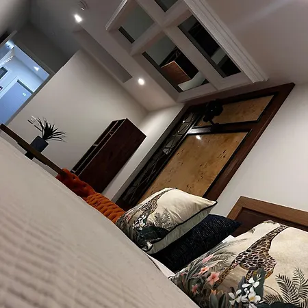 Hotel 53 Luxury