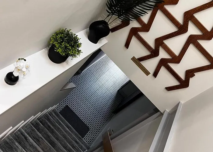 53 Luxury * ماينوث