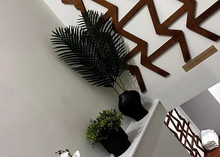 53 Luxury * ماينوث